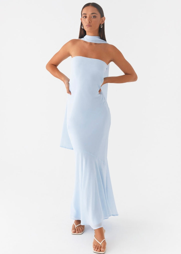 Under The Pagoda Maxi Dress - Blue